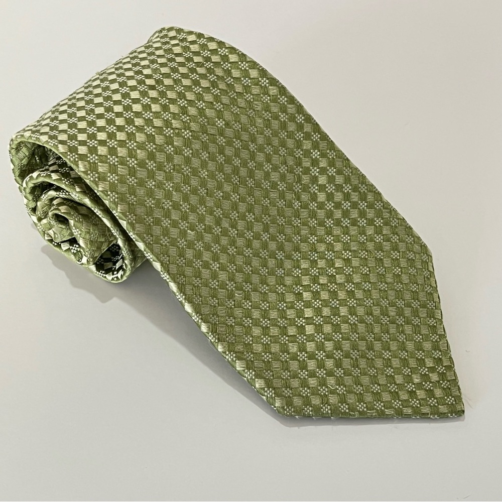 Michael Kors 100% Silk Necktie Lime Green Checkered Textured 3.75” Wide USA